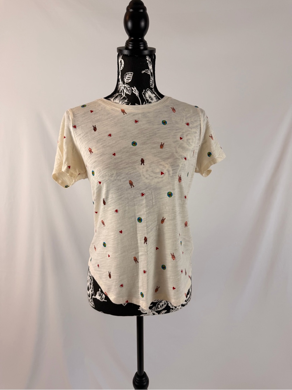 Old Navy Cream Short-Sleeve Tee with Tiny Multi Motifs